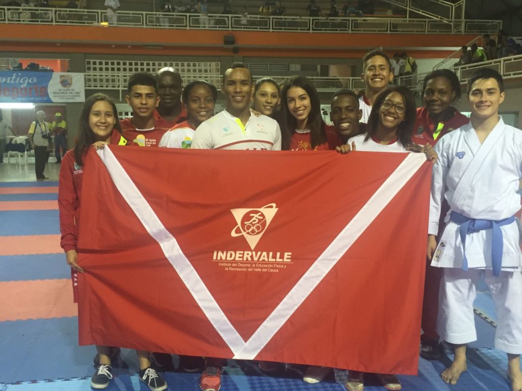En su tierra Valle Oro Puro dominó Nacional de Karate