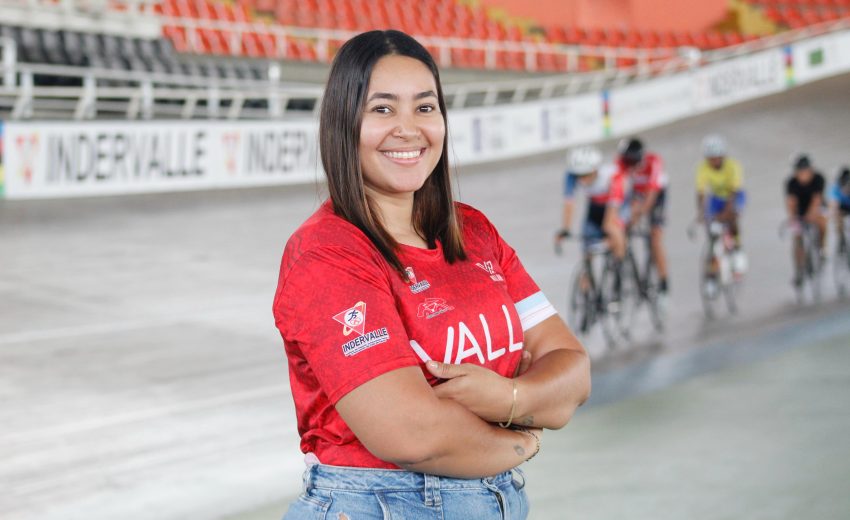 Valentina Gómez: la entrenadora revelación que toma las riendas del ciclismo de pista en el Valle