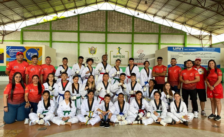 El turno fue para el Taekwondo en el campamento de Talento y Reserva Deportiva, en Roldanillo