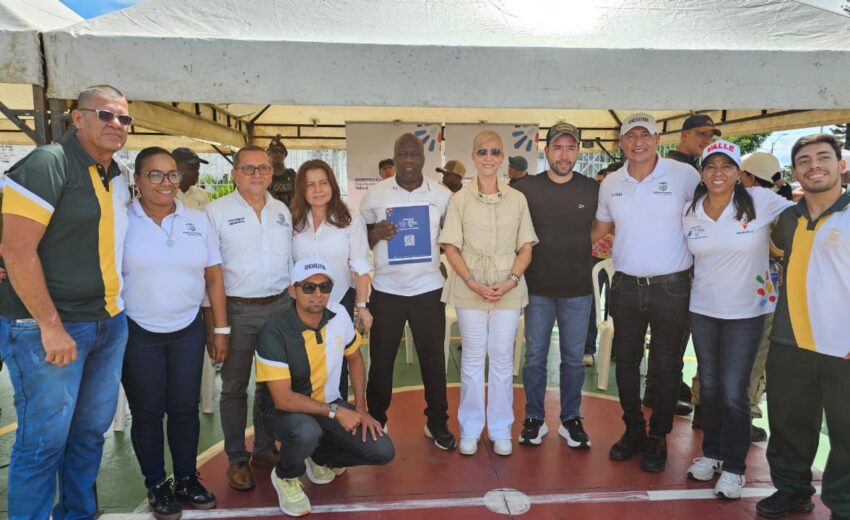 Con la primera piedra del coliseo, Andalucía fortalece su futuro deportivo